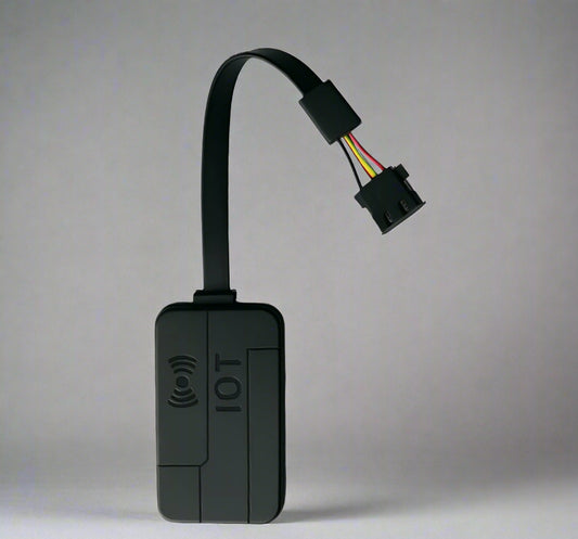 IoT Battery Monitoring System – Real-Time Battery Tracking & Management Device