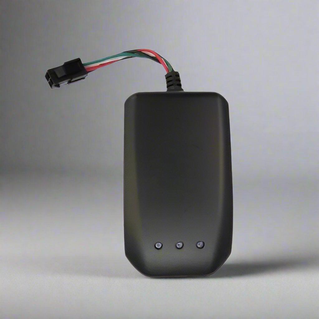 GPS Tracker with SOS Button-PT 101B - Pictor Mart